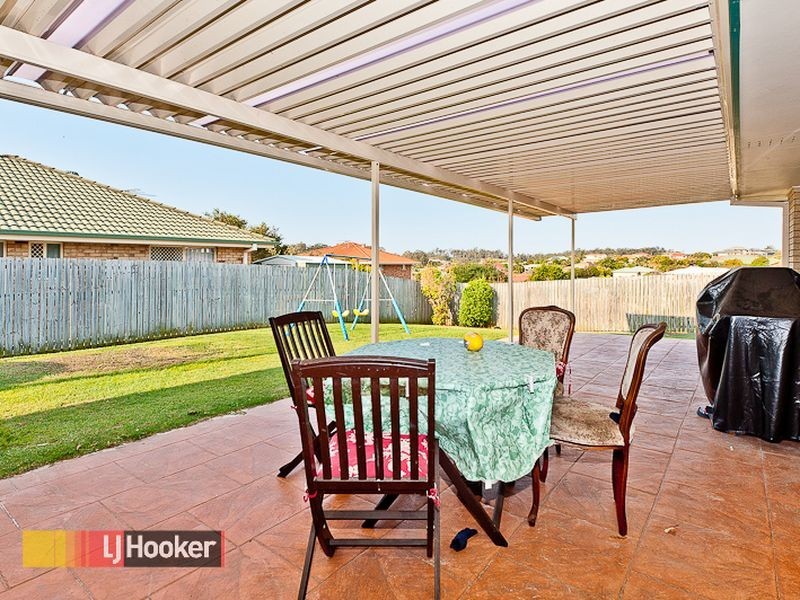 9 Boondooma Circuit, Albany Creek QLD 4035