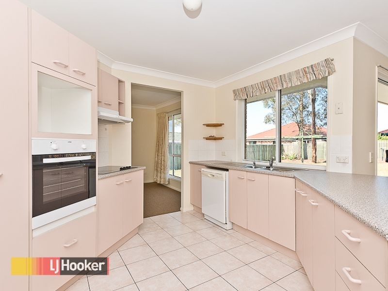 34 Kurrajong Drive, Warner QLD 4500