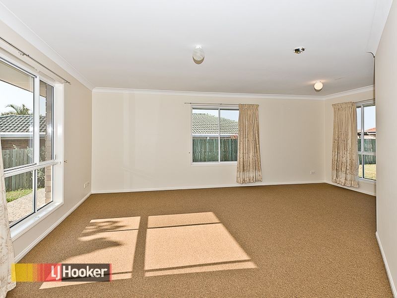 34 Kurrajong Drive, Warner QLD 4500