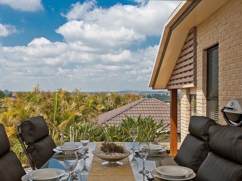 60 Affleck Avenue, Petrie QLD 4502