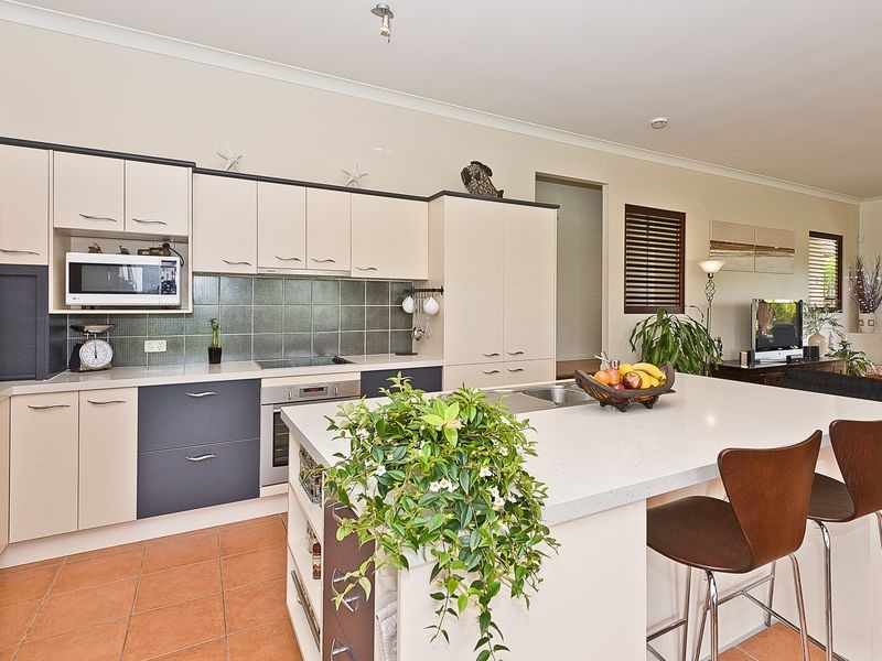 60 Affleck Avenue, Petrie QLD 4502