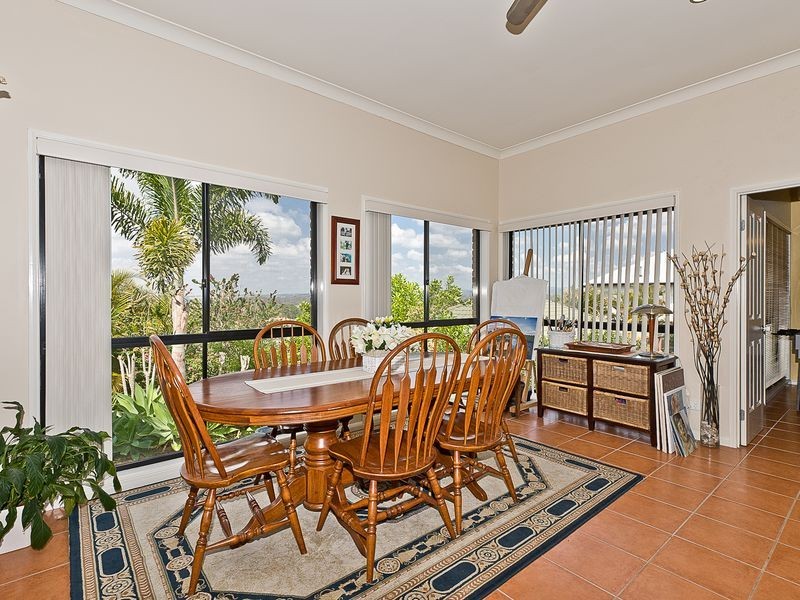 60 Affleck Avenue, Petrie QLD 4502