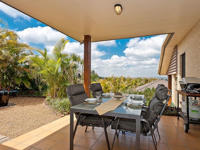 60 Affleck Avenue, Petrie QLD 4502