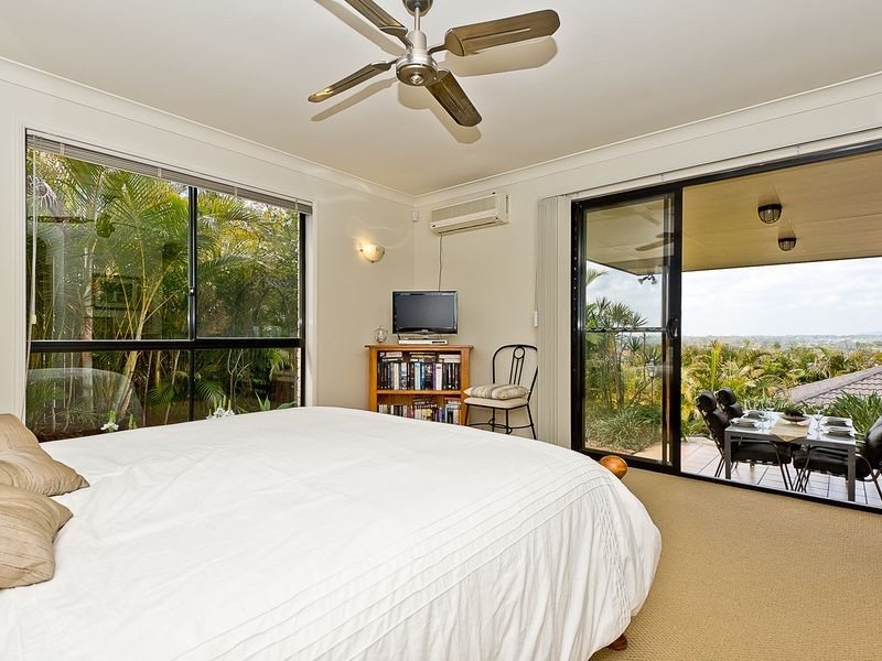 60 Affleck Avenue, Petrie QLD 4502