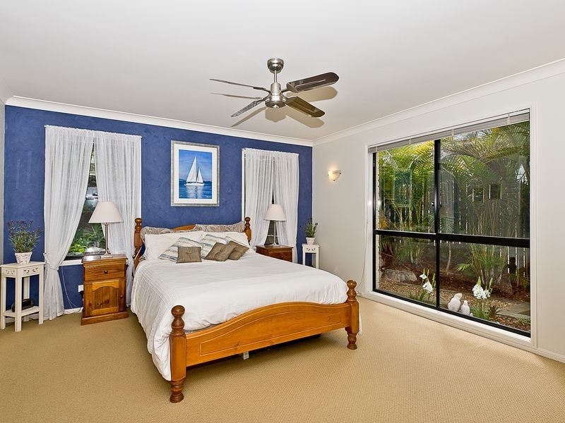 60 Affleck Avenue, Petrie QLD 4502