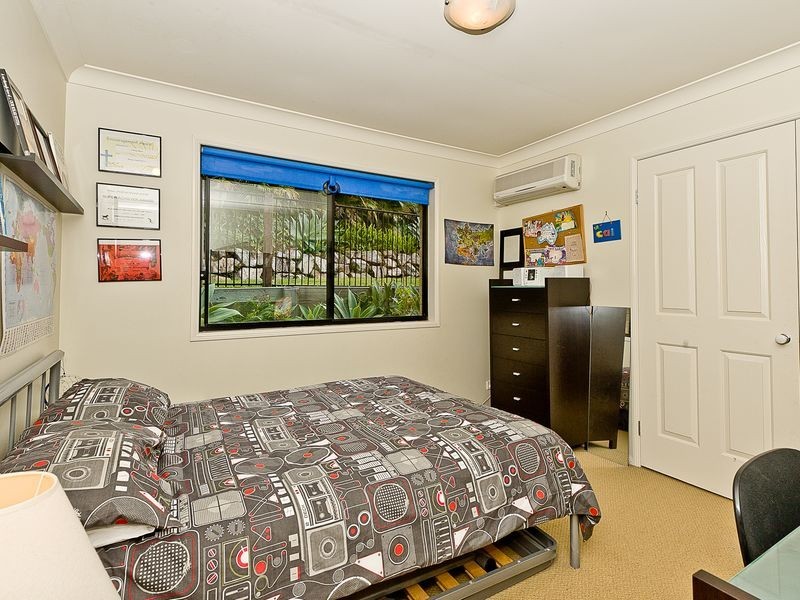 60 Affleck Avenue, Petrie QLD 4502