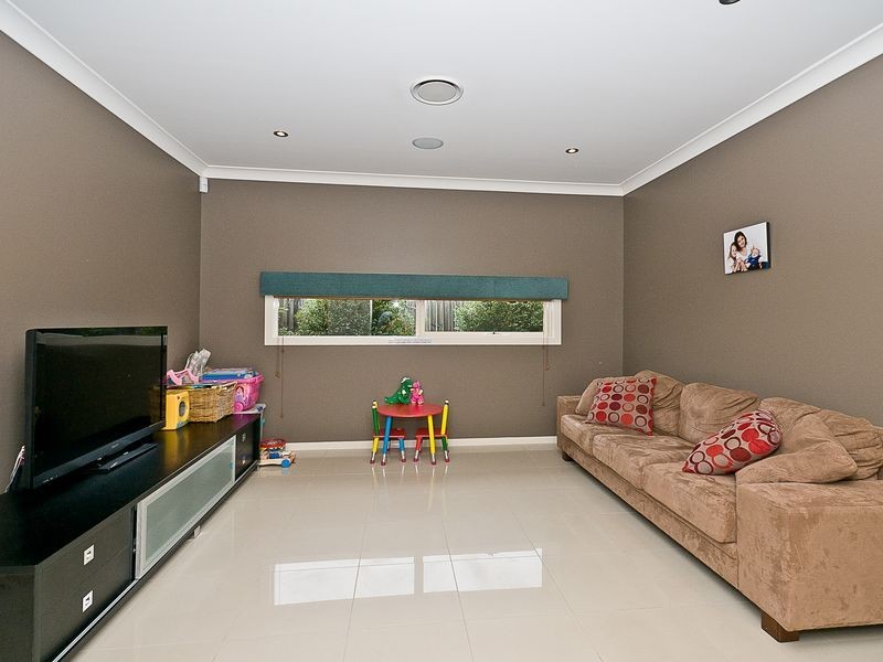 4 Kipfler Lane, Warner QLD 4500