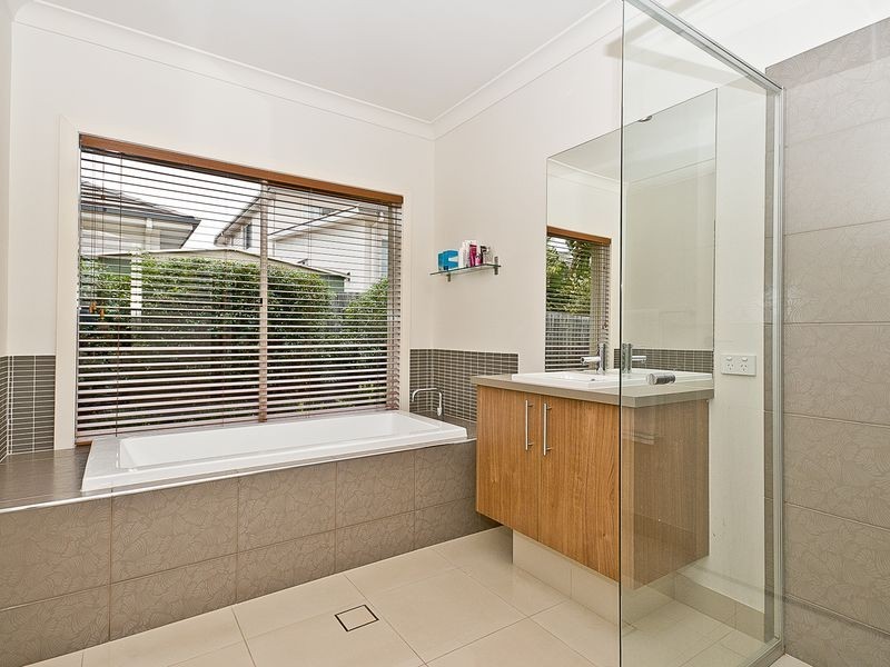4 Kipfler Lane, Warner QLD 4500
