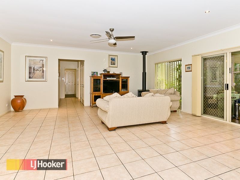 15 Sonoma Court, Cashmere QLD 4500