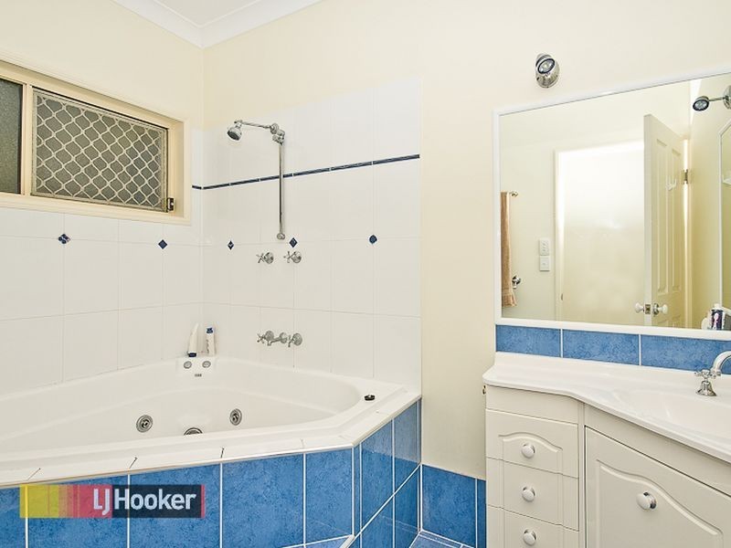 15 Sonoma Court, Cashmere QLD 4500