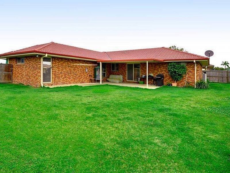 8 Halifax Court, Bray Park QLD 4500