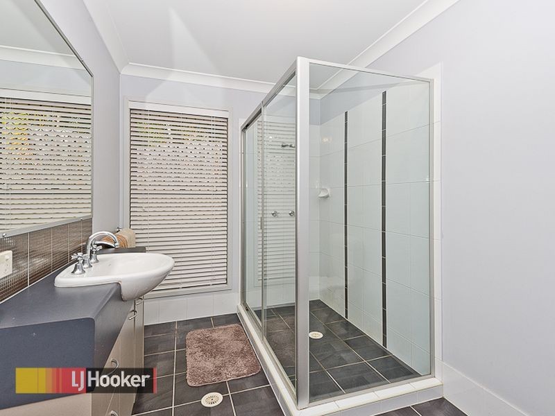 11 Paulette Court, Cashmere QLD 4500