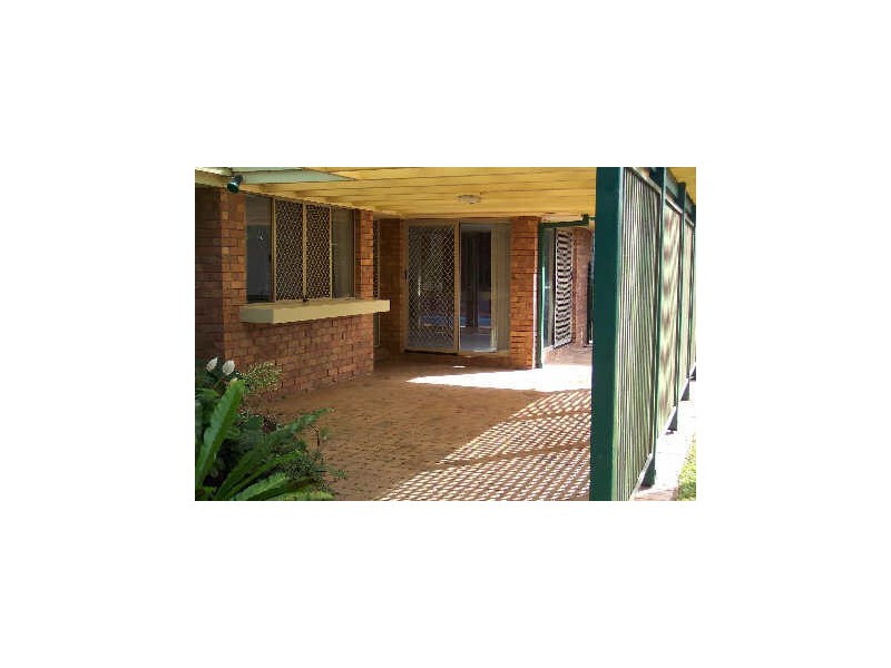 9 Kingfisher Street, Albany Creek QLD 4035