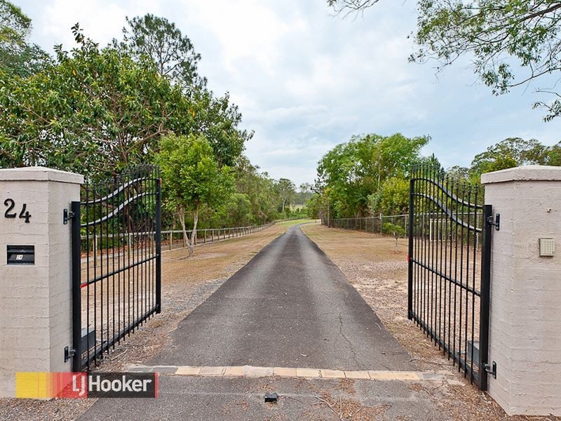 24 Lamaur Street, Warner QLD 4500