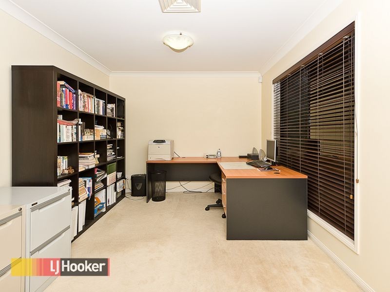 24 Lamaur Street, Warner QLD 4500