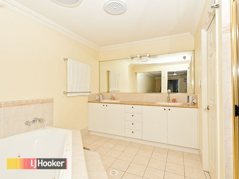 24 Lamaur Street, Warner QLD 4500