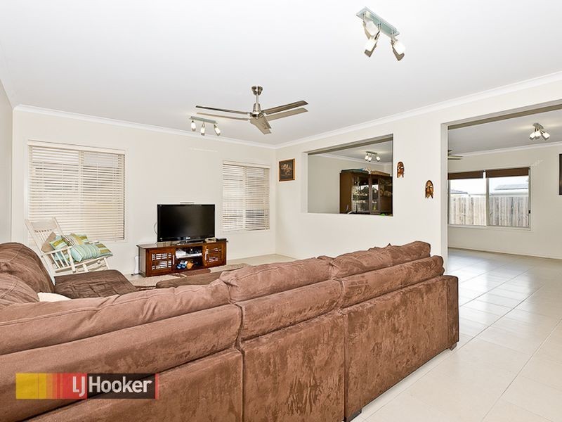 7 Homeland Crescent, Warner QLD 4500