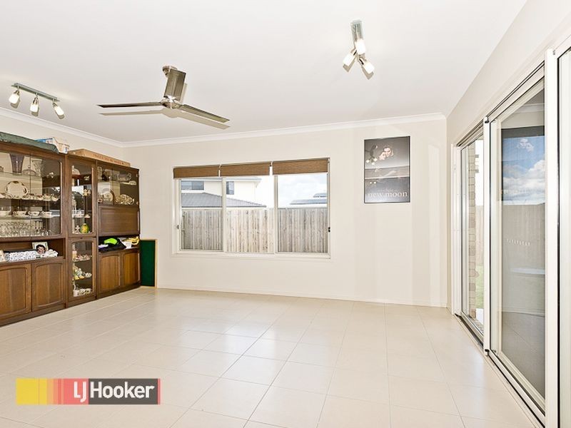 7 Homeland Crescent, Warner QLD 4500