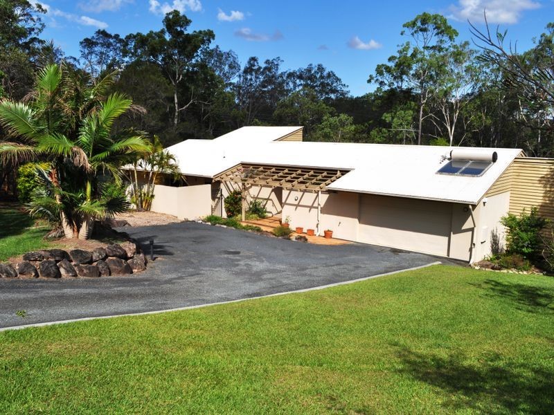 5 Liuda Court, Samford Valley QLD 4520