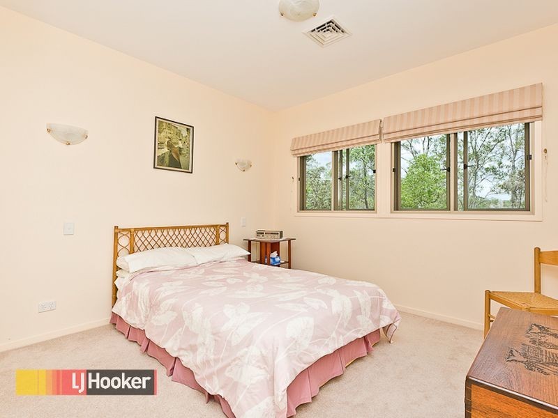 5 Liuda Court, Samford Valley QLD 4520