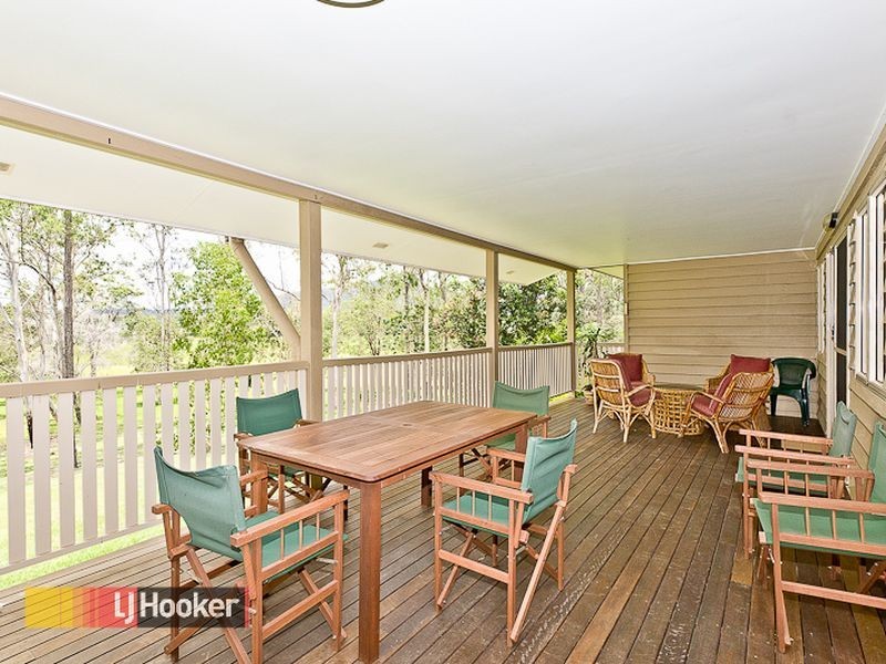 5 Liuda Court, Samford Valley QLD 4520