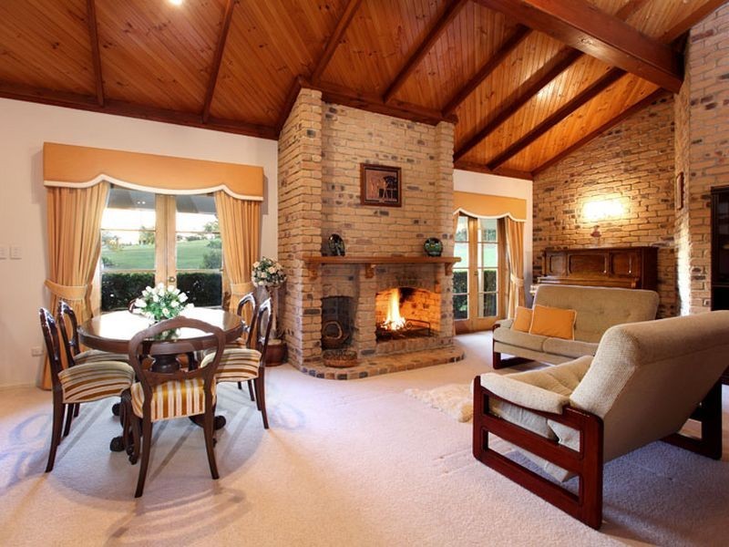 6 Mayflower Street, Warner QLD 4500