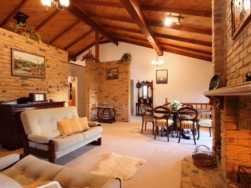 6 Mayflower Street, Warner QLD 4500