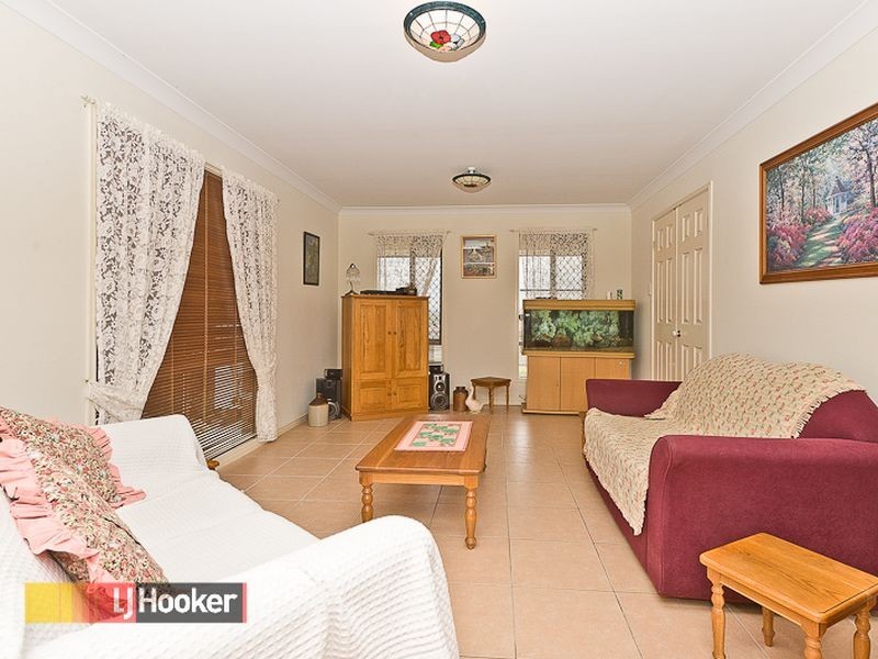 2 Lukla Court, Warner QLD 4500