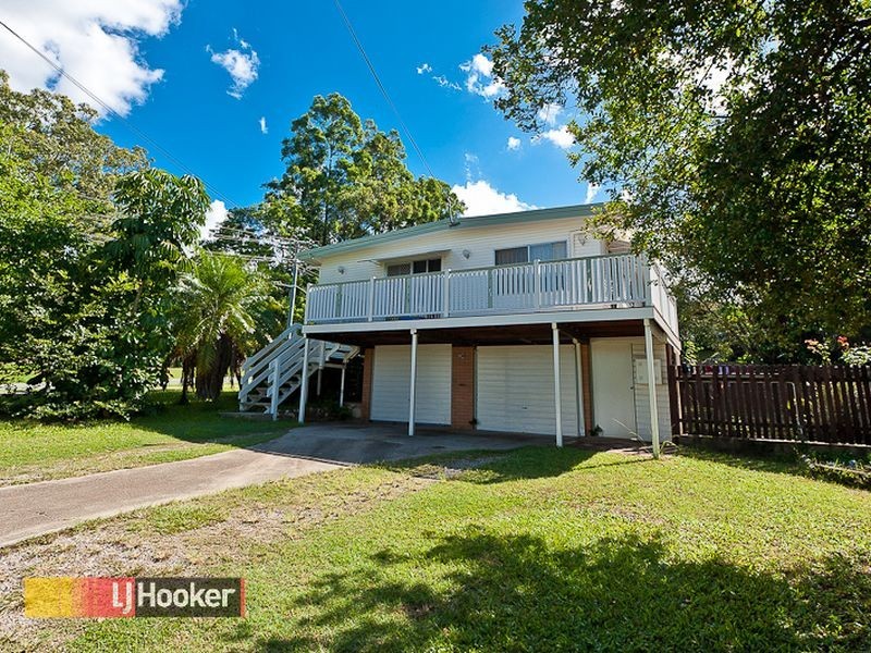 1 Waratah Street, Albany Creek QLD 4035