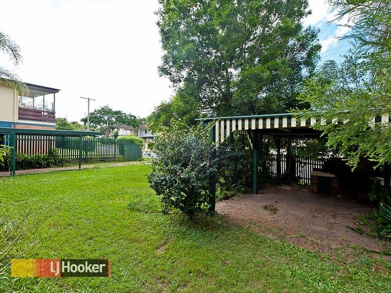 3 Doonside Pde, Brendale QLD 4500