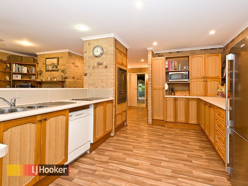 Eatons Hill QLD 4037