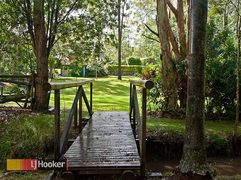 Eatons Hill QLD 4037