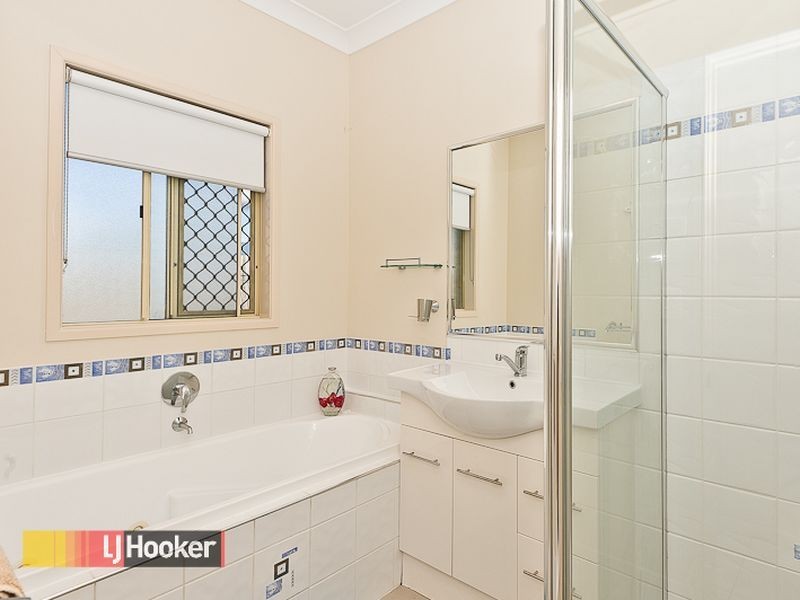 67 Oakwood Road, Warner QLD 4500