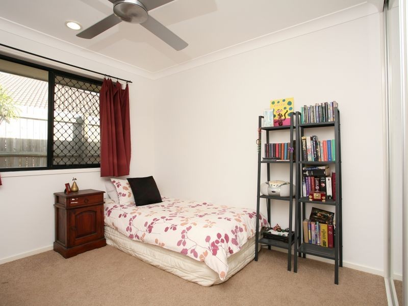 8 Mahaffey Crt, Cashmere QLD 4500