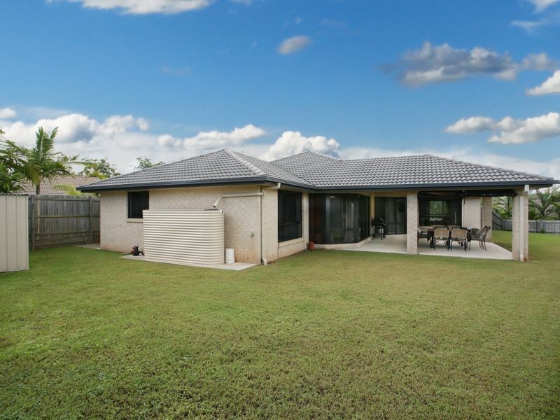 8 Mahaffey Crt, Cashmere QLD 4500