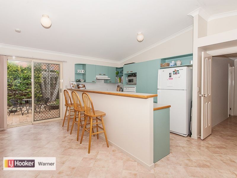 11 Blue Mountain Crescent, Warner QLD 4500