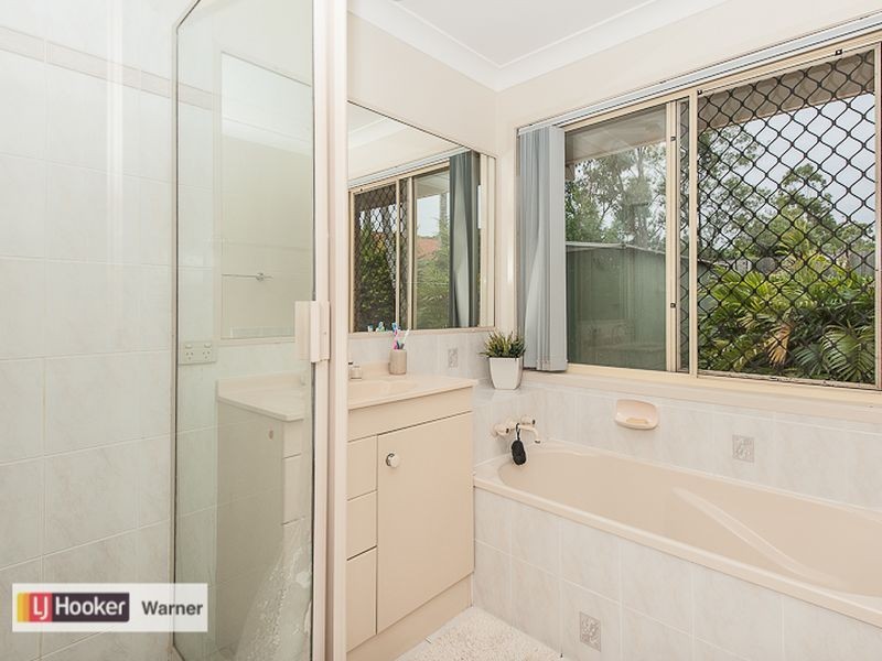 11 Blue Mountain Crescent, Warner QLD 4500