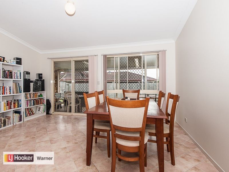 11 Blue Mountain Crescent, Warner QLD 4500