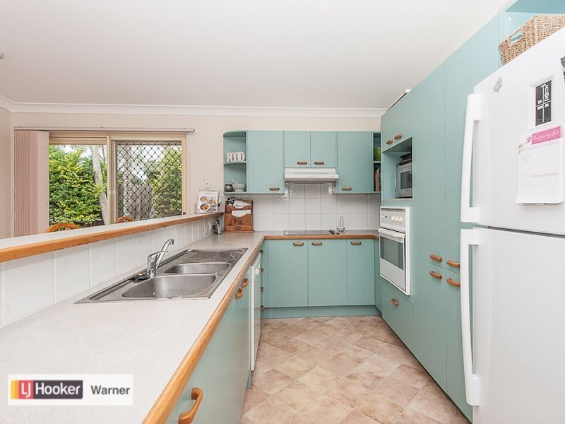 11 Blue Mountain Crescent, Warner QLD 4500