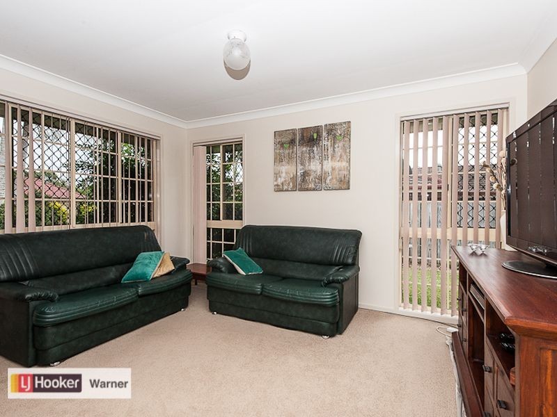 11 Blue Mountain Crescent, Warner QLD 4500