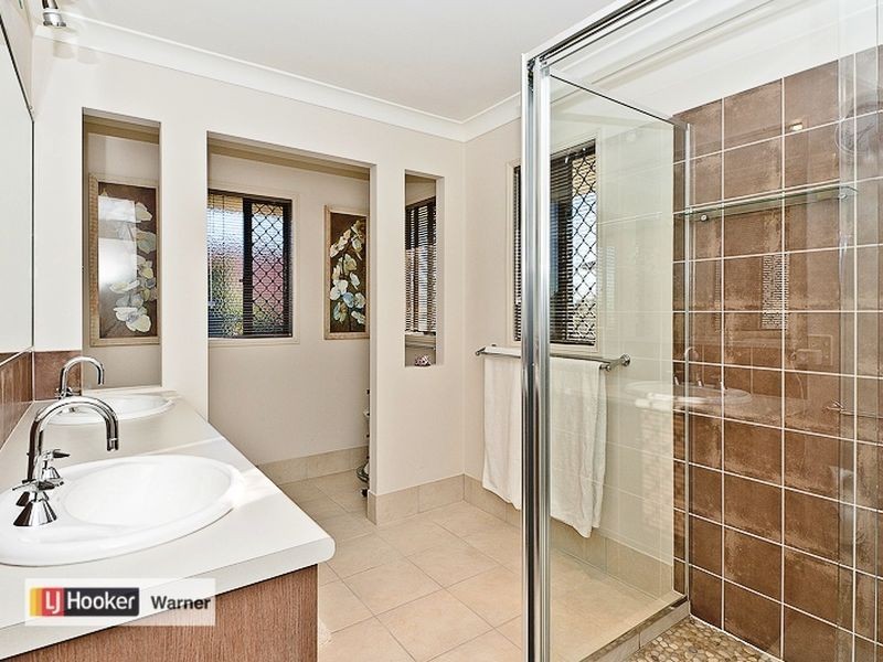 5 Webster Court, Petrie QLD 4502