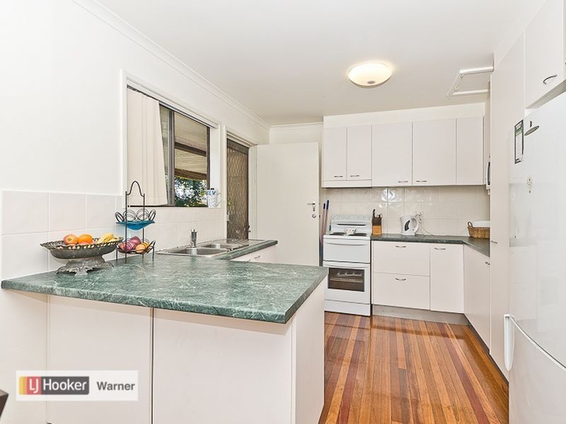 4 Oscar Crescent, Albany Creek QLD 4035