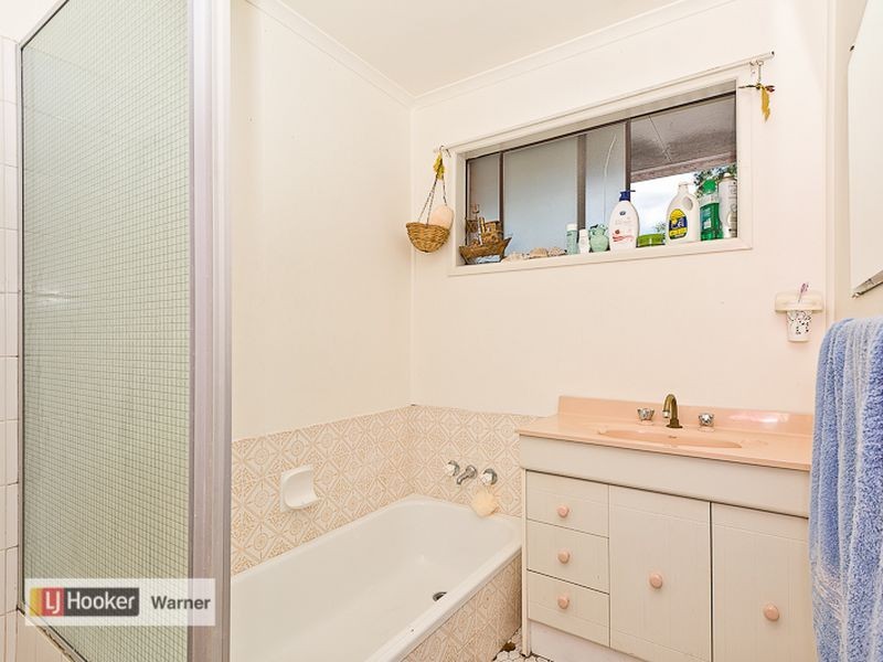 4 Oscar Crescent, Albany Creek QLD 4035