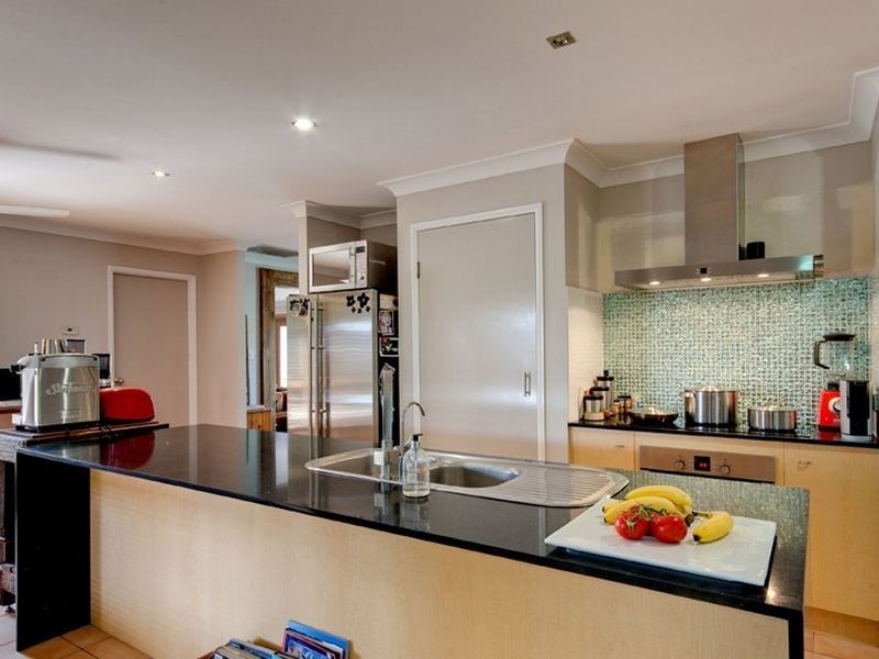 27a Hayward Avenue, Cashmere QLD 4500