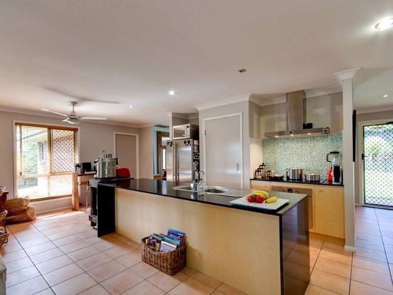 27a Hayward Avenue, Cashmere QLD 4500