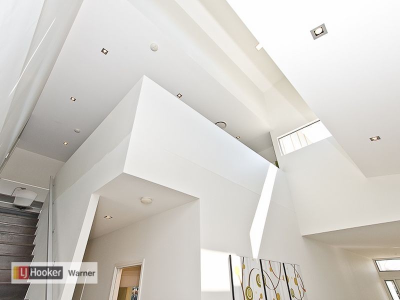 8 Kipfler Lane, Warner QLD 4500