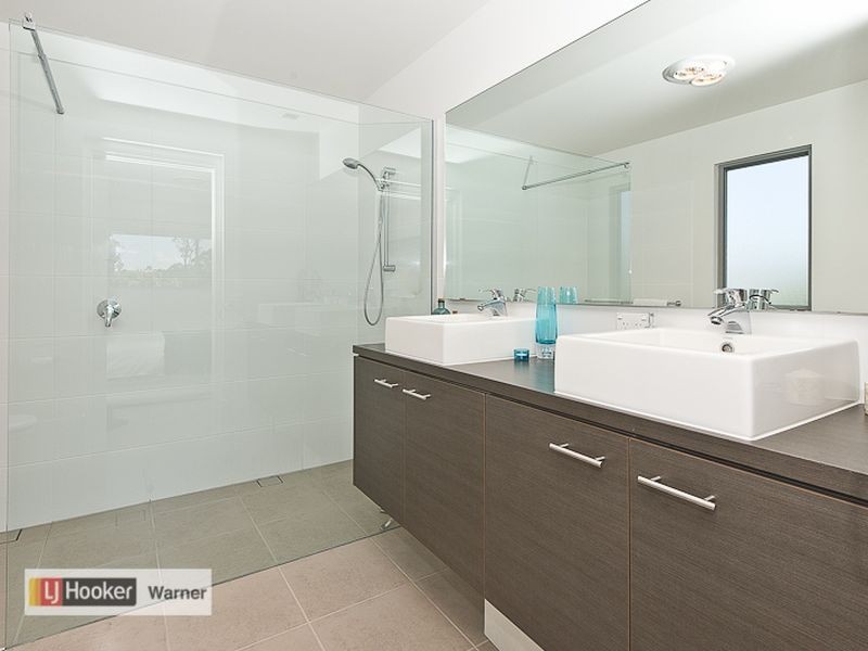 8 Kipfler Lane, Warner QLD 4500