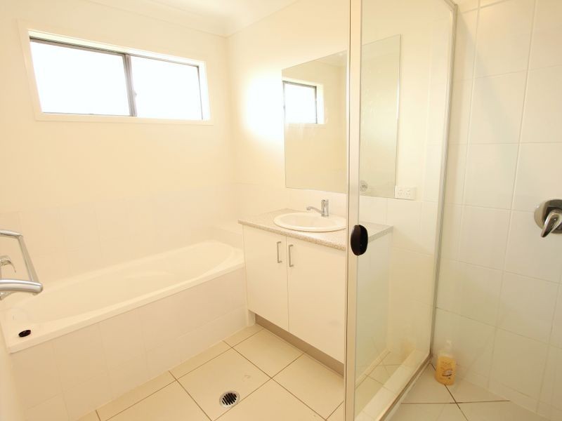 1 Schukow Court, Warner QLD 4500