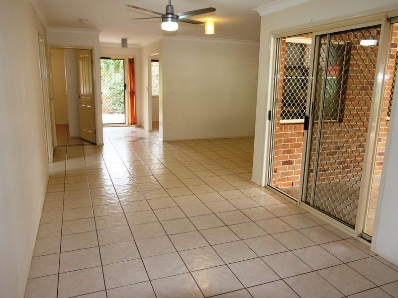 16 Viscount Street, Bray Park QLD 4500