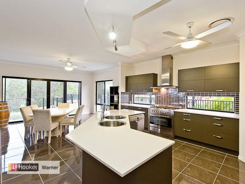 9 Wessling Close, Cashmere QLD 4500